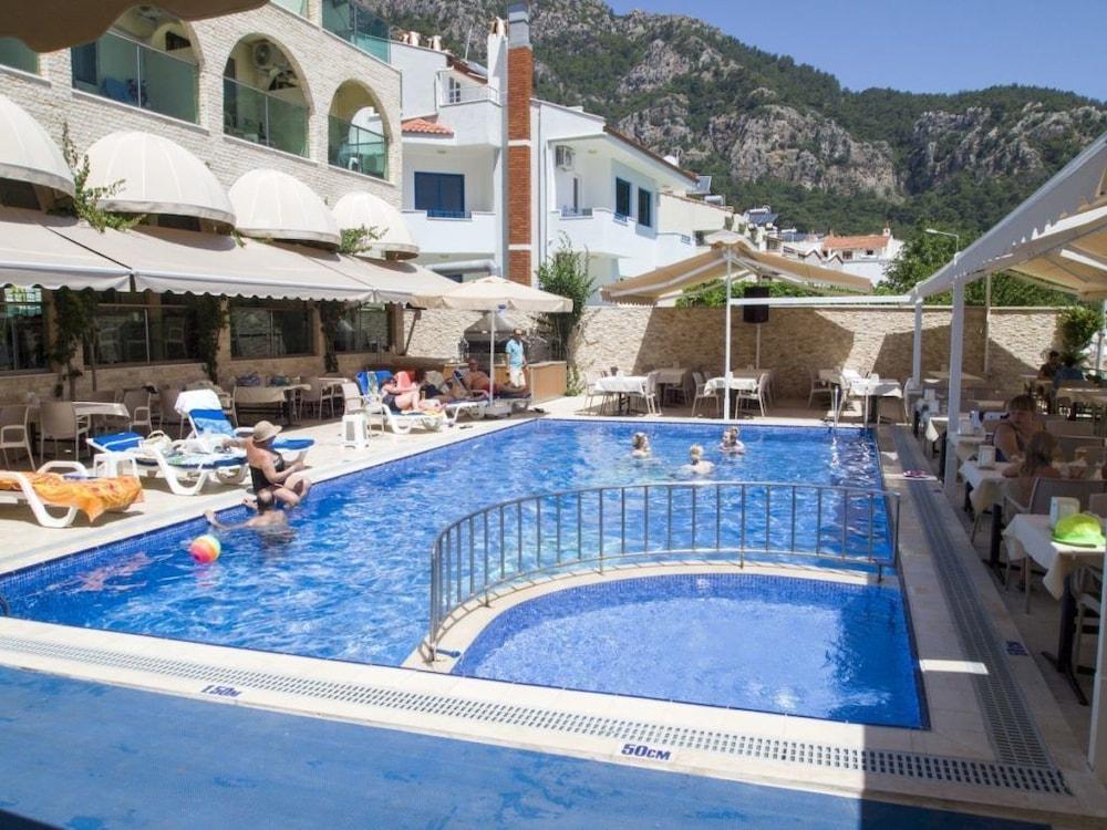 Oz-Can Hotel Турунч Экстерьер фото